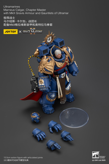 JoyToy - Warhammer 40000 - Space Marine Ultramarines Marneus Calgar, Chapter Master with MKX Gravis Armour and Gauntlets of Ultramar