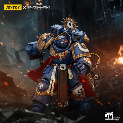 JoyToy - Warhammer 40000 - Space Marine Ultramarines Marneus Calgar, Chapter Master with MKX Gravis Armour and Gauntlets of Ultramar