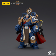 JoyToy - Warhammer 40000 - Space Marine Ultramarines Marneus Calgar, Chapter Master with MKX Gravis Armour and Gauntlets of Ultramar